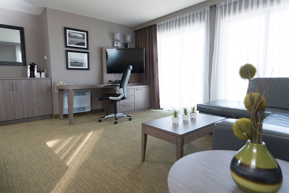 Hotel Rive Gauche Beloeil Екстериор снимка